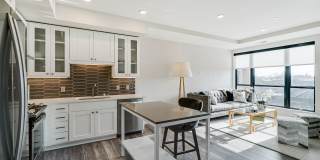 Nolan Mains Gallery 21