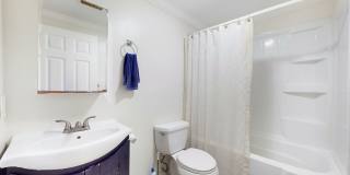 Nice 3 bed in South End Gallery 9