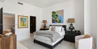 2678 Tigertail Avenue Gallery 19