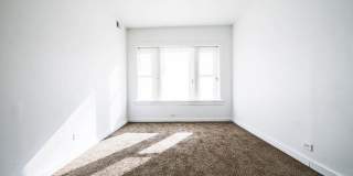 7120 S Wabash Gallery 22