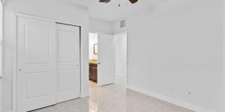 316 SW 16th Street Gallery 18