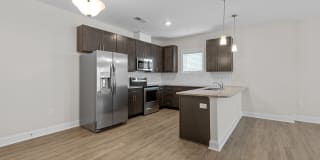 Bradbury Place at Lynndale Gallery 17