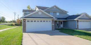 Beautiful 4 Bedroom Duplex Gallery 1