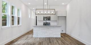 214 Connelly St Gallery 10