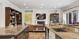 Stunning 4Bed/5bath Home in Kentfield Gallery 9