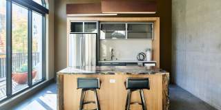 Modera Berkeley Gallery 19