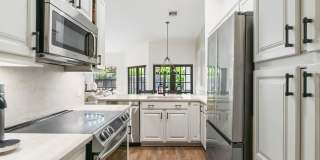 13504 Fountain View Boulevard Gallery 11