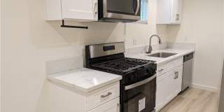 200 E Phillips St Gallery 3