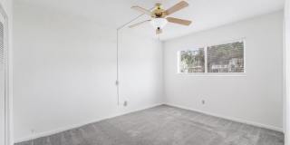 339 Joel Boulevard Gallery 14