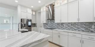 15239 Goldfinch Cir Gallery 13