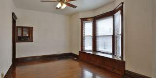 Large 4 Bedroom North Campus Townhouse - 1st house from High Street Gallery 11