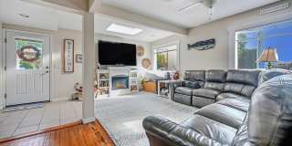 1 Bellmore Avenue Gallery 3