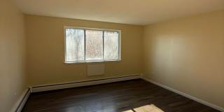 17-25 Edgewood Ave. Gallery 1