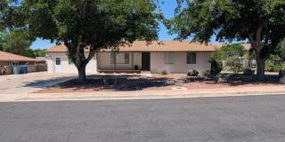 Six Bedroom Home in Bloomington Ranches Gallery 1