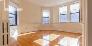 Newly renovated 2nd floor 1 bed unit right next to the Green Line! Gallery 5