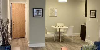 455 W Barry Ave Gallery 2