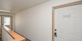 Spacious 2-Bedroom Townhome with Attached Garage in Brandon! Spacious 2-Bedroom Townhome with Attached Garage in Brandon! Gallery 7