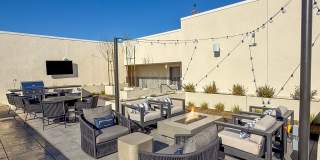 The DeMilo Gallery 27