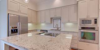 Rare 3 BR / 2.5 BA /  2 Car Garage Westlake Condo 14th Fairway (Austin Country Club) (Eanes ISD) Gallery 14