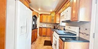 321 Maplewood Drive Gallery 7