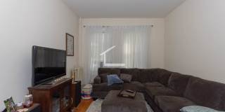 Large, Beautiful renovated 1 bed Gallery 10
