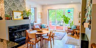 1541 North Artesian Avenue Gallery 1