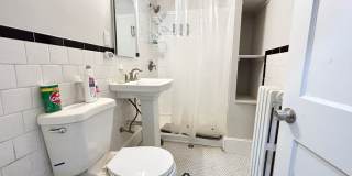 Mission Hill Modern 4bed Apartment  with laundry - September 1 move in Gallery 10