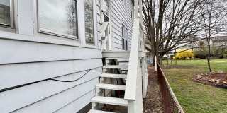 210 E Thomas St Gallery 1