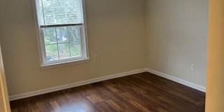 204 LIVINGSTON Court Gallery 13