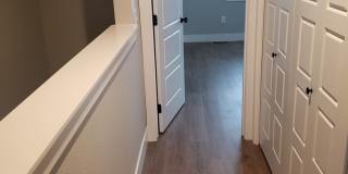Ravishing 2 bed 2 1/2 bath home in Annafeld Subdivion Gallery 1