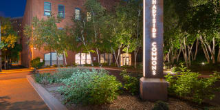 Shadyside Commons Gallery 11