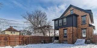 4 Bedroom Home Close to Downtown Gallery 20