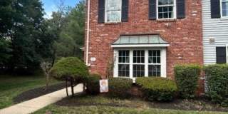 448 Saint Giles Ct Gallery 1