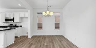 Beautiful Providence 3 Bedroom + Loft Home Gallery 7