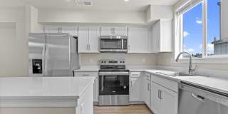 Pine Drive Townhomes Gallery 6