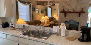 Nokomis Beachy Bungalow (Off Season) Gallery 6