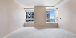 512 N MCCLURG Court Gallery 5