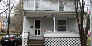 6 Brown Ave Gallery 1