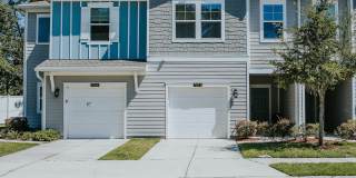 7371 PALM HILLS Drive Gallery 1