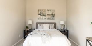 Charming 3 Bedroom Townhome in Highlands Neighborhood Gallery 17