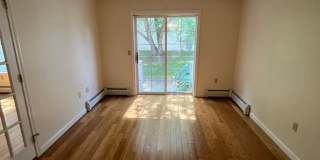 Spacious  South Burlington Townhouse for Rent - Available 7/1 Gallery 7