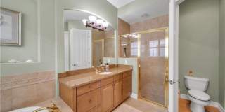 7672 Sussex Court Gallery 19