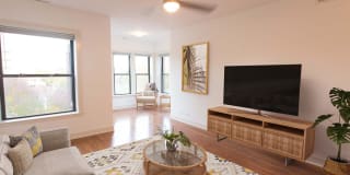 5234-5244 S. Ingleside Ave. 5234-5244 S. Ingleside Ave. Gallery 1