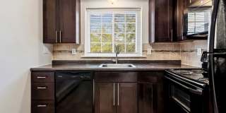 Carriage House Apartments Gallery 9