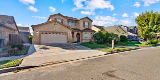 Beautiful 4 Bedroom 3 Bath home in Riverbank Gallery 1