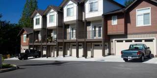 2 Bedroom 1 Bath 957 sq ft Gallery 107