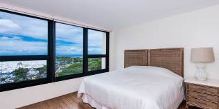 Yacht Harbor Tower Furnished 1BR Gallery 9