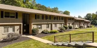 Lindenbrooke Gallery 23