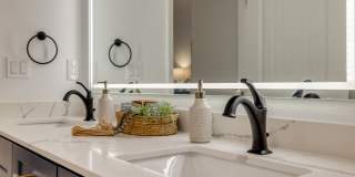 The Banks at Rivergate Gallery 15