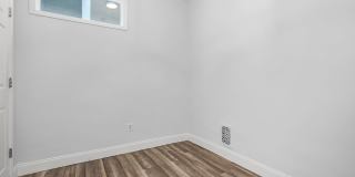 Beautifully Renovated 3 Bedroom 2.5 Bathroom Rental with study in McElderry Park VOUCHER Holders Wanted Gallery 24